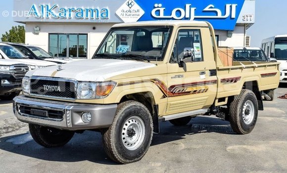 Buy Import Toyota Land Cruiser Beige Car in Import - Dubai in Ayeyarwady Buy Import Toyota Land Cruiser Beige Car in Import - Dubai in Ayeyarwady