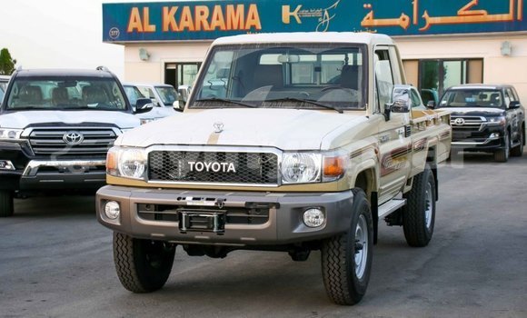Buy Import Toyota Land Cruiser Beige Car in Import - Dubai in Ayeyarwady Buy Import Toyota Land Cruiser Beige Car in Import - Dubai in Ayeyarwady
