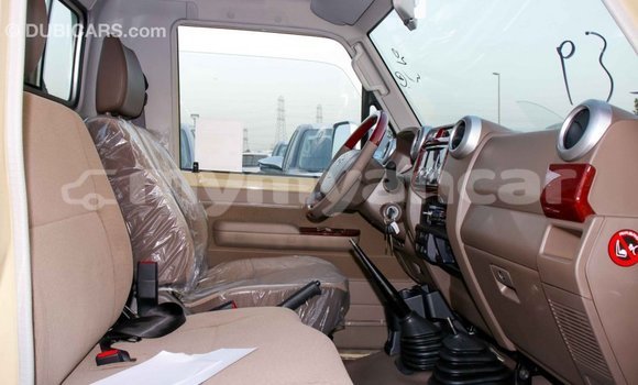 Buy Import Toyota Land Cruiser Beige Car in Import - Dubai in Ayeyarwady Buy Import Toyota Land Cruiser Beige Car in Import - Dubai in Ayeyarwady