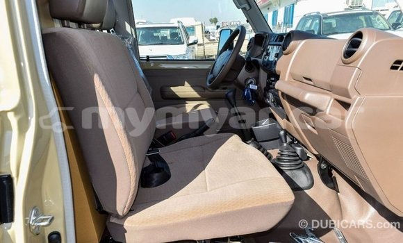 Acheter Import Voiture Toyota Land Cruiser Beige à Import - Dubai, #<Region:0x000000000c5121b8> Acheter Import Voiture Toyota Land Cruiser Beige à Import - Dubai, #<Region:0x000000000c5121b8>