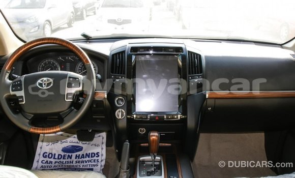 Buy Import Toyota Land Cruiser Other Car in Import - Dubai in Ayeyarwady Buy Import Toyota Land Cruiser Other Car in Import - Dubai in Ayeyarwady