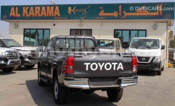 Buy Import Toyota Hilux Other Car in Import - Dubai in Ayeyarwady Buy Import Toyota Hilux Other Car in Import - Dubai in Ayeyarwady