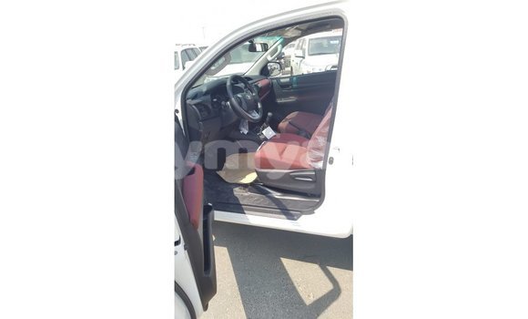 Acheter Import Voiture Toyota Hilux Blanc à Import - Dubai, #<Region:0x000000000c5121b8> Acheter Import Voiture Toyota Hilux Blanc à Import - Dubai, #<Region:0x000000000c5121b8>