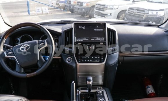Buy Import Toyota Land Cruiser Other Car in Import - Dubai in Ayeyarwady Buy Import Toyota Land Cruiser Other Car in Import - Dubai in Ayeyarwady