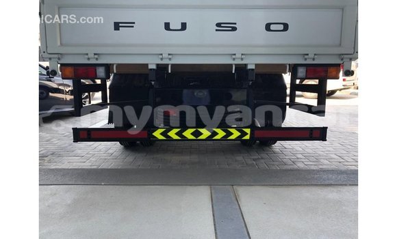 Acheter Import Voiture Mitsubishi Carisma Blanc à Import - Dubai, #<Region:0x000000000c5121b8> Acheter Import Voiture Mitsubishi Carisma Blanc à Import - Dubai, #<Region:0x000000000c5121b8>