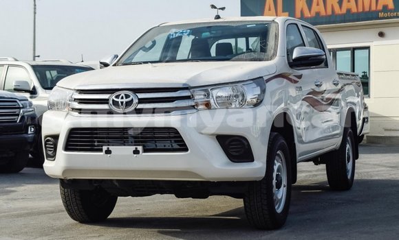 Buy Import Toyota Hilux White Car in Import - Dubai in Ayeyarwady Buy Import Toyota Hilux White Car in Import - Dubai in Ayeyarwady