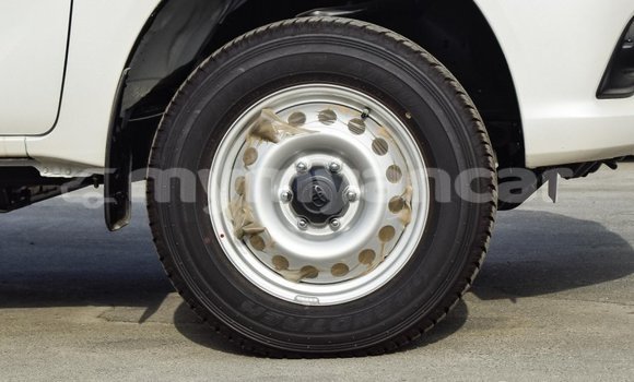 Buy Import Toyota Hilux White Car in Import - Dubai in Ayeyarwady Buy Import Toyota Hilux White Car in Import - Dubai in Ayeyarwady