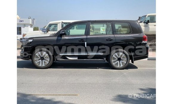 Buy Import Toyota Land Cruiser Black Car in Import - Dubai in Ayeyarwady Buy Import Toyota Land Cruiser Black Car in Import - Dubai in Ayeyarwady