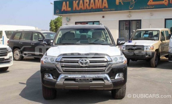 Buy Import Toyota Land Cruiser Black Car in Import - Dubai in Ayeyarwady Buy Import Toyota Land Cruiser Black Car in Import - Dubai in Ayeyarwady