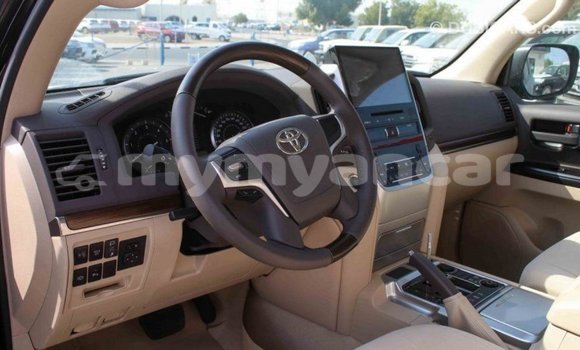 Buy Import Toyota Land Cruiser Black Car in Import - Dubai in Ayeyarwady Buy Import Toyota Land Cruiser Black Car in Import - Dubai in Ayeyarwady