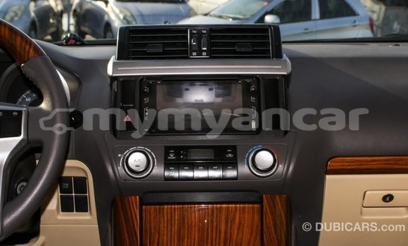 Acheter Import Voiture Toyota Prado Blanc à Import - Dubai, #<Region:0x000000000c5121b8> Acheter Import Voiture Toyota Prado Blanc à Import - Dubai, #<Region:0x000000000c5121b8>