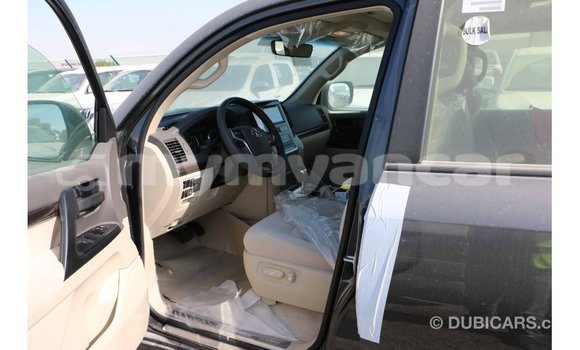 Buy Import Toyota Land Cruiser Black Car in Import - Dubai in Ayeyarwady Buy Import Toyota Land Cruiser Black Car in Import - Dubai in Ayeyarwady