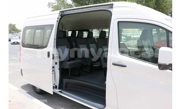 Buy Import Toyota Hiace White Car in Import - Dubai in Ayeyarwady Buy Import Toyota Hiace White Car in Import - Dubai in Ayeyarwady