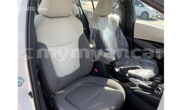 Buy Import Toyota Corolla White Car in Import - Dubai in Ayeyarwady Buy Import Toyota Corolla White Car in Import - Dubai in Ayeyarwady