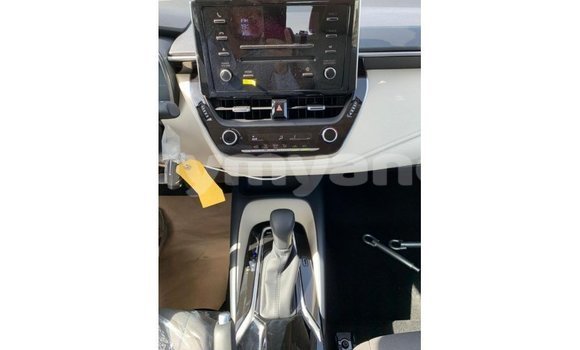 Buy Import Toyota Corolla White Car in Import - Dubai in Ayeyarwady Buy Import Toyota Corolla White Car in Import - Dubai in Ayeyarwady