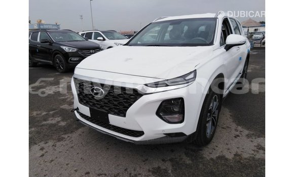 Buy Import Hyundai Santa Fe White Car in Import - Dubai in Ayeyarwady Buy Import Hyundai Santa Fe White Car in Import - Dubai in Ayeyarwady