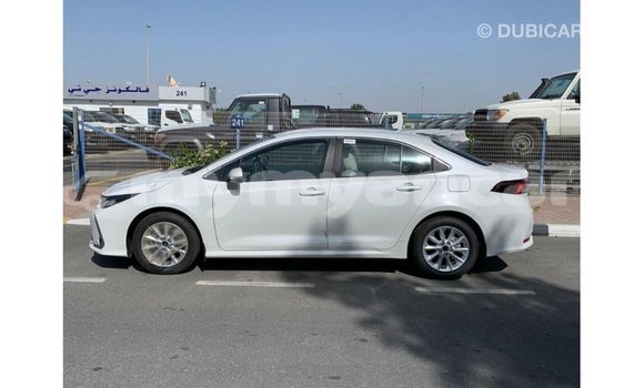 Buy Import Toyota Corolla White Car in Import - Dubai in Ayeyarwady Buy Import Toyota Corolla White Car in Import - Dubai in Ayeyarwady