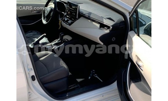 Buy Import Toyota Corolla White Car in Import - Dubai in Ayeyarwady Buy Import Toyota Corolla White Car in Import - Dubai in Ayeyarwady