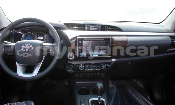 Buy Import Toyota Hilux Other Car in Import - Dubai in Ayeyarwady Buy Import Toyota Hilux Other Car in Import - Dubai in Ayeyarwady