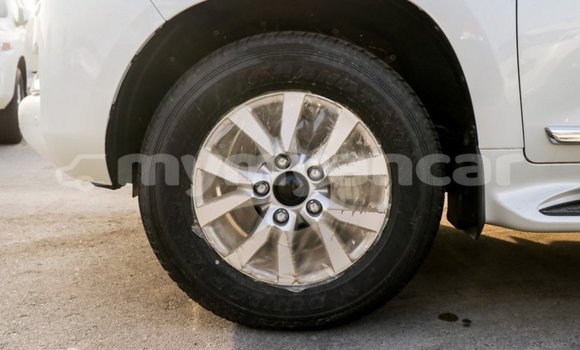 Buy Import Toyota Land Cruiser White Car in Import - Dubai in Ayeyarwady Buy Import Toyota Land Cruiser White Car in Import - Dubai in Ayeyarwady