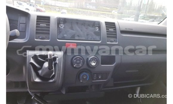 Buy Import Toyota Hiace White Car in Import - Dubai in Ayeyarwady Buy Import Toyota Hiace White Car in Import - Dubai in Ayeyarwady