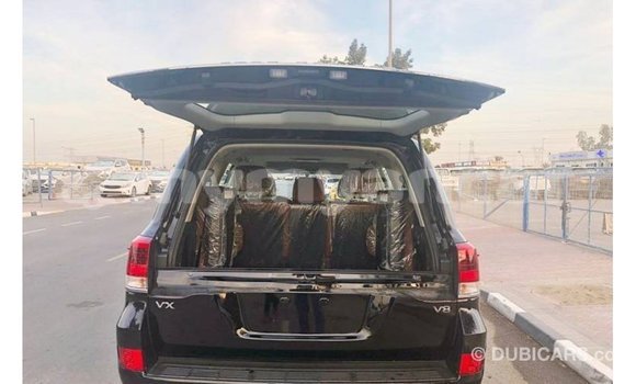 Buy Import Toyota Land Cruiser Black Car in Import - Dubai in Ayeyarwady Buy Import Toyota Land Cruiser Black Car in Import - Dubai in Ayeyarwady
