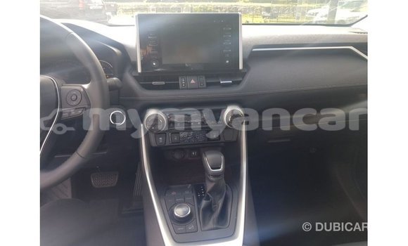 Buy Import Toyota 4Runner Other Car in Import - Dubai in Ayeyarwady Buy Import Toyota 4Runner Other Car in Import - Dubai in Ayeyarwady