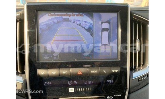 Buy Import Toyota Land Cruiser Black Car in Import - Dubai in Ayeyarwady Buy Import Toyota Land Cruiser Black Car in Import - Dubai in Ayeyarwady