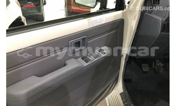 Buy Import Toyota Land Cruiser White Car in Import - Dubai in Ayeyarwady Buy Import Toyota Land Cruiser White Car in Import - Dubai in Ayeyarwady