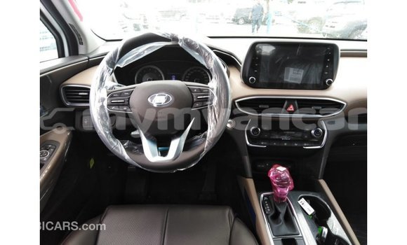 Buy Import Hyundai Santa Fe White Car in Import - Dubai in Ayeyarwady Buy Import Hyundai Santa Fe White Car in Import - Dubai in Ayeyarwady