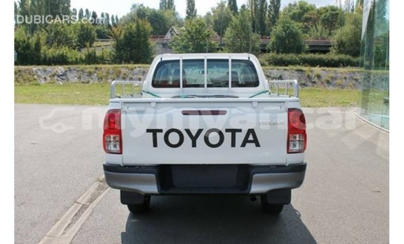 Buy Import Toyota Hilux White Car in Import - Dubai in Ayeyarwady Buy Import Toyota Hilux White Car in Import - Dubai in Ayeyarwady