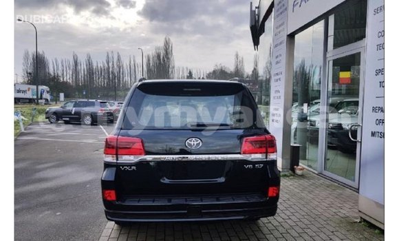 သွင်းကုန် Toyota Land Cruiser Black ကား Import - Dubai Ayeyarwady သွင်းကုန် Toyota Land Cruiser Black ကား Import - Dubai Ayeyarwady