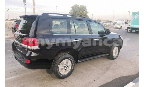 Buy Import Toyota Land Cruiser Black Car in Import - Dubai in Ayeyarwady Buy Import Toyota Land Cruiser Black Car in Import - Dubai in Ayeyarwady