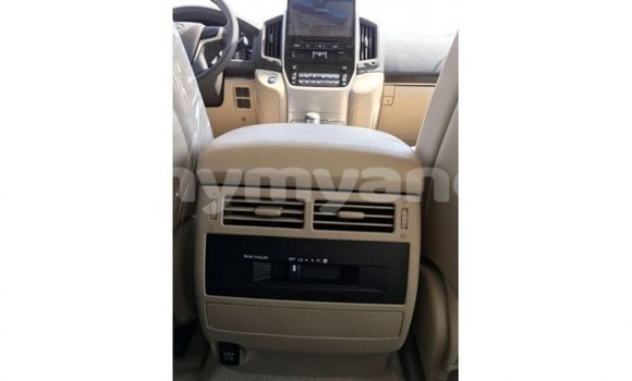 Buy Import Toyota Land Cruiser Black Car in Import - Dubai in Ayeyarwady Buy Import Toyota Land Cruiser Black Car in Import - Dubai in Ayeyarwady