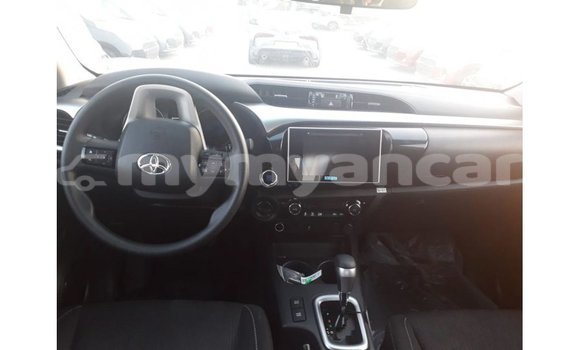 Buy Import Toyota Hilux Other Car in Import - Dubai in Ayeyarwady Buy Import Toyota Hilux Other Car in Import - Dubai in Ayeyarwady