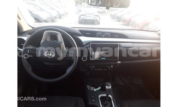 Buy Import Toyota Hilux Other Car in Import - Dubai in Ayeyarwady Buy Import Toyota Hilux Other Car in Import - Dubai in Ayeyarwady