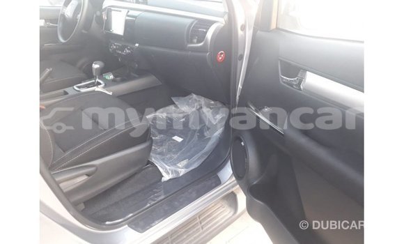 Buy Import Toyota Hilux Other Car in Import - Dubai in Ayeyarwady Buy Import Toyota Hilux Other Car in Import - Dubai in Ayeyarwady