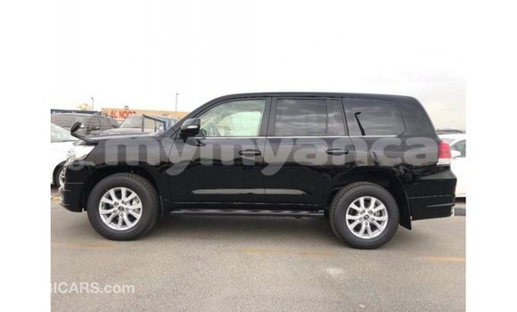 Buy Import Toyota Land Cruiser Black Car in Import - Dubai in Ayeyarwady Buy Import Toyota Land Cruiser Black Car in Import - Dubai in Ayeyarwady