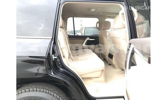 Buy Import Toyota Land Cruiser Black Car in Import - Dubai in Ayeyarwady Buy Import Toyota Land Cruiser Black Car in Import - Dubai in Ayeyarwady