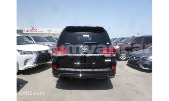 သွင်းကုန် Toyota Land Cruiser Black ကား Import - Dubai Ayeyarwady သွင်းကုန် Toyota Land Cruiser Black ကား Import - Dubai Ayeyarwady