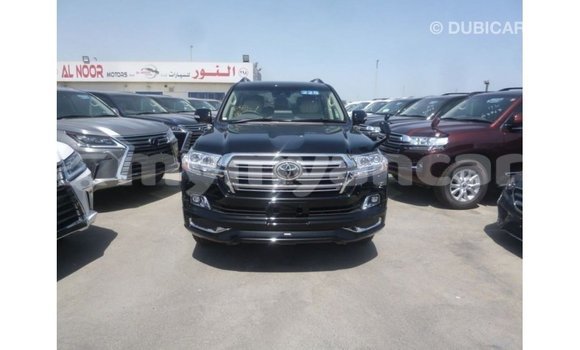 သွင်းကုန် Toyota Land Cruiser Black ကား Import - Dubai Ayeyarwady သွင်းကုန် Toyota Land Cruiser Black ကား Import - Dubai Ayeyarwady