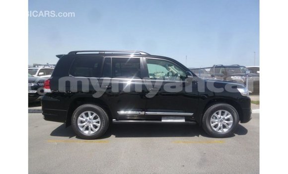 သွင်းကုန် Toyota Land Cruiser Black ကား Import - Dubai Ayeyarwady သွင်းကုန် Toyota Land Cruiser Black ကား Import - Dubai Ayeyarwady