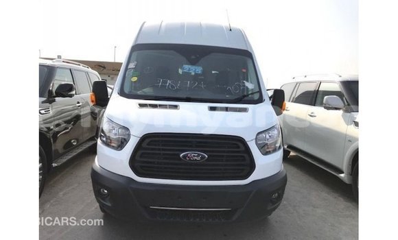သွင်းကုန် Ford Club Wagon White ကား Import - Dubai Ayeyarwady သွင်းကုန် Ford Club Wagon White ကား Import - Dubai Ayeyarwady