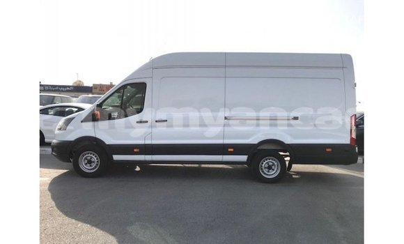 သွင်းကုန် Ford Club Wagon White ကား Import - Dubai Ayeyarwady သွင်းကုန် Ford Club Wagon White ကား Import - Dubai Ayeyarwady