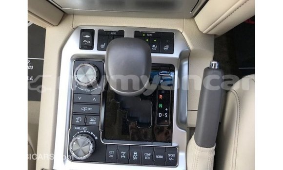 Acheter Import Voiture Toyota Land Cruiser Blanc à Import - Dubai, #<Region:0x000000000c5121b8> Acheter Import Voiture Toyota Land Cruiser Blanc à Import - Dubai, #<Region:0x000000000c5121b8>