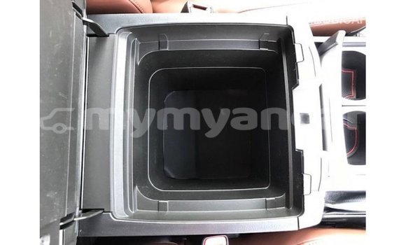 Acheter Import Voiture Toyota Land Cruiser Noir à Import - Dubai, #<Region:0x000000000c5121b8> Acheter Import Voiture Toyota Land Cruiser Noir à Import - Dubai, #<Region:0x000000000c5121b8>