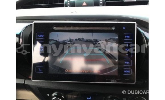 သွင်းကုန် Toyota Hilux Black ကား Import - Dubai Ayeyarwady သွင်းကုန် Toyota Hilux Black ကား Import - Dubai Ayeyarwady