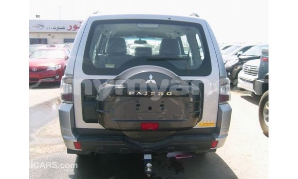 Buy Import Mitsubishi Pajero Other Car in Import - Dubai in Ayeyarwady Buy Import Mitsubishi Pajero Other Car in Import - Dubai in Ayeyarwady