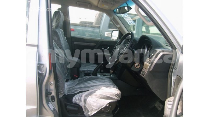 Big with watermark mitsubishi pajero ayeyarwady import dubai 2507