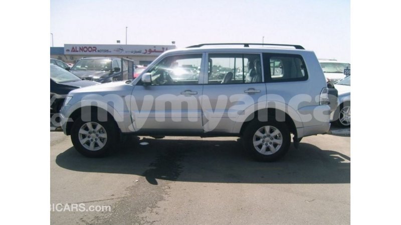 Big with watermark mitsubishi pajero ayeyarwady import dubai 2507